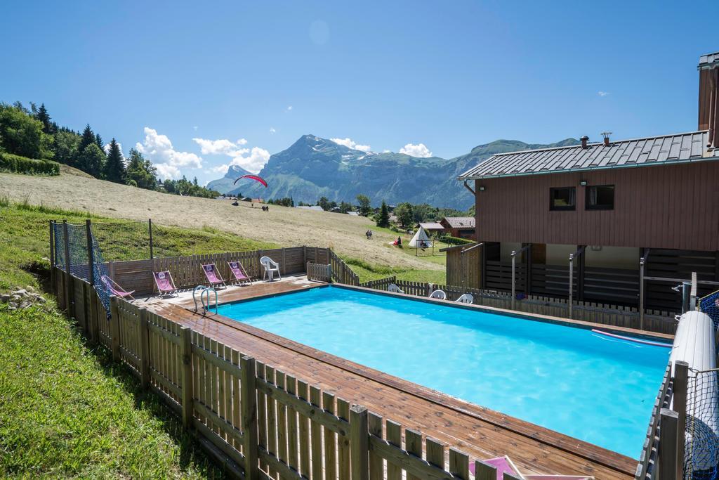 Village De Vacances Les Flocons Verts Les Carroz d'Araches Luaran gambar